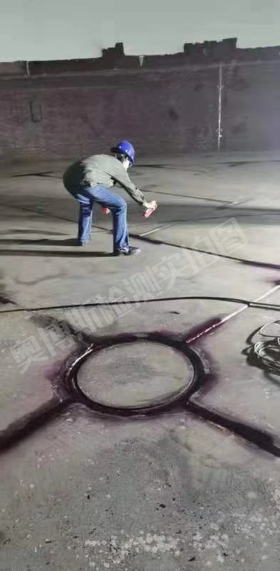 廣西北海福成機(jī)場T101油罐第二次滲透檢測(cè)1.jpg
